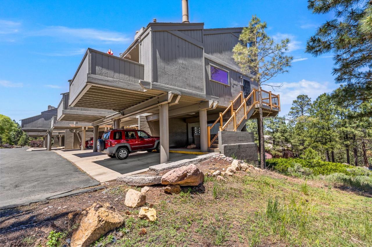 Вилла Delightful 1 Bdrm Country Club Retreat With Mt Elden Views! Флагстафф Экстерьер фото